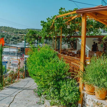 Πανσιόν St. Nicholas 3*